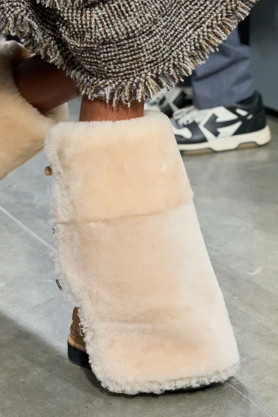 Look 72